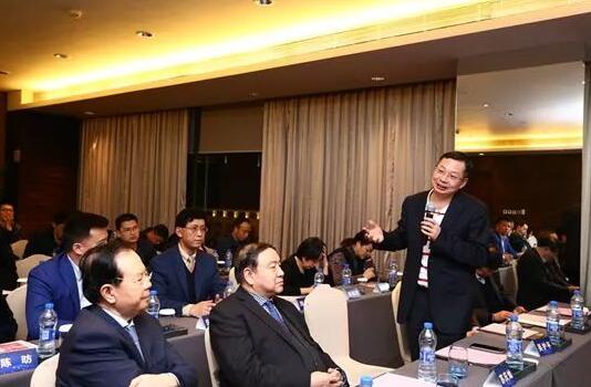 在365beat体育集团医教研战略发展研讨会上，365beat体育集团与从事 医疗 化诊断的厦门艾德生物医药科技股份有限公司、从事视网膜疾病基因疗法技术开发与引进的厦门继景生物技术有限责任公司签署了三方战略合作协议4.jpg