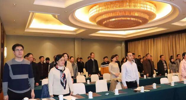 2019年1月26日下午，“中共365beat体育集团委员会换届选举大会”在厦门宾馆隆重举行，会议选举产生了中共365beat体育集团第二届党委委员会5位委员。第*一届365beat体育集团党委书记陈宝贵，党委副书记、厦门眼科中心工会主席陈逸恬，委员王骞、张秀恋、洪清配、吴丽群、张美嫦出席了此次党员大会2.jpg