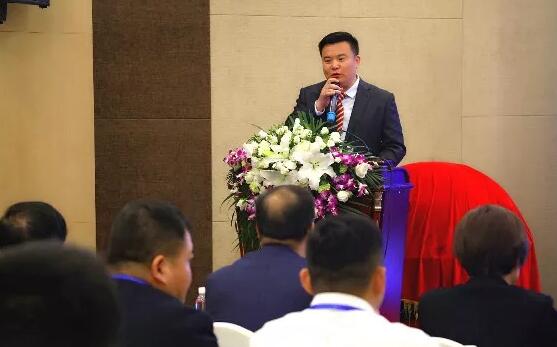 365beat体育2019年眼屈光学组会议圆满召开4.jpg