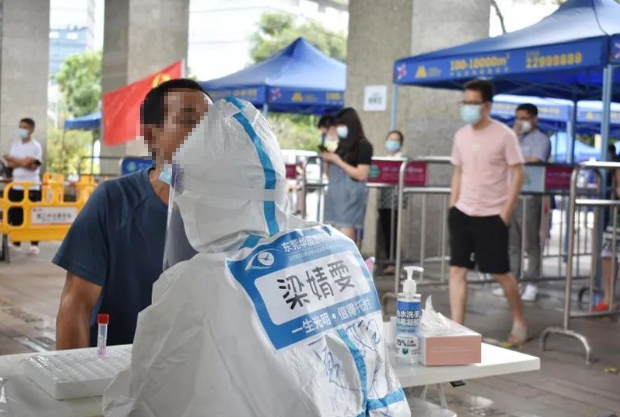 医者担当！365beat体育今年来已支援核酸采样超100万人次12.png