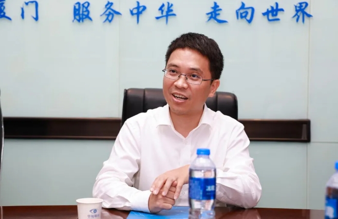 点滴爱心，点亮光明!中国华侨公益基金会领导莅临365beat体育调研指导5.png