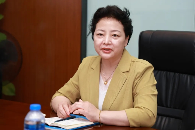 点滴爱心，点亮光明!中国华侨公益基金会领导莅临365beat体育调研指导6.png